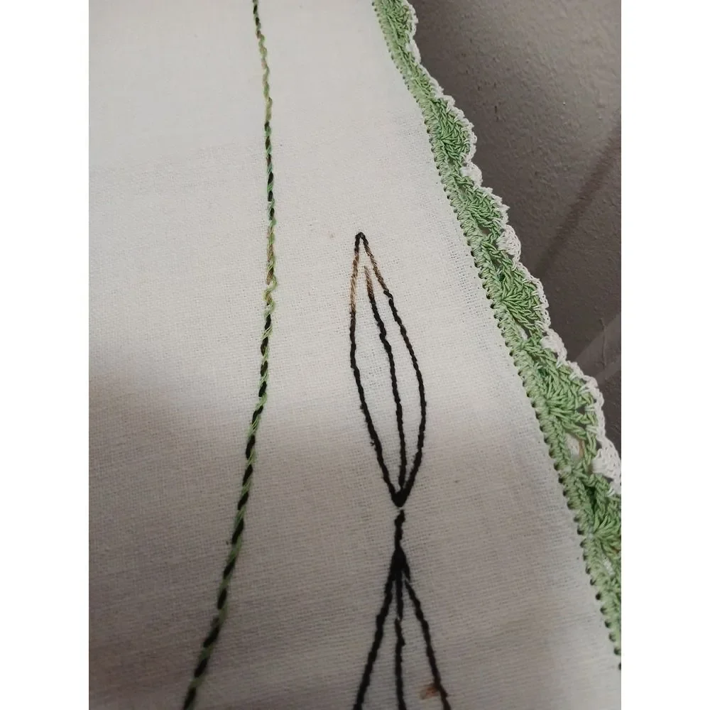 Vintage Hand Embroidered Tulips Table Runner Dresser Scarf Floral Table Decor